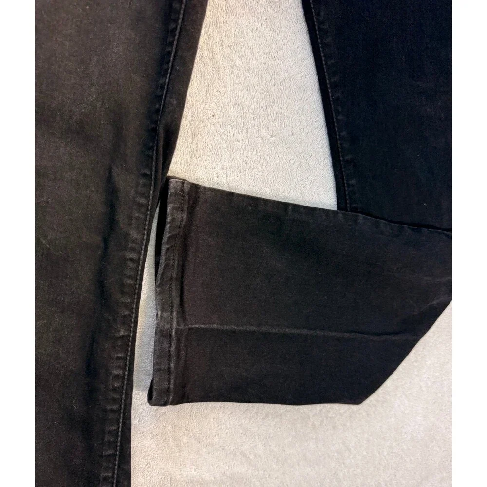 Levi Strauss signature gold totally shaping straight leg, black jeans